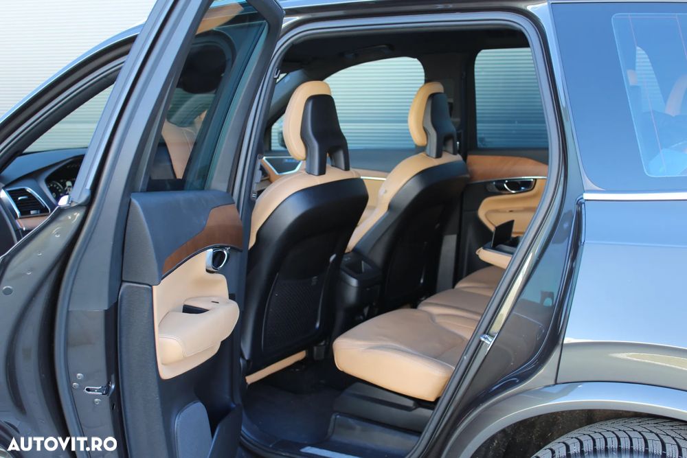 Volvo XC 90 D5 AWD Geartronic Inscription - 10