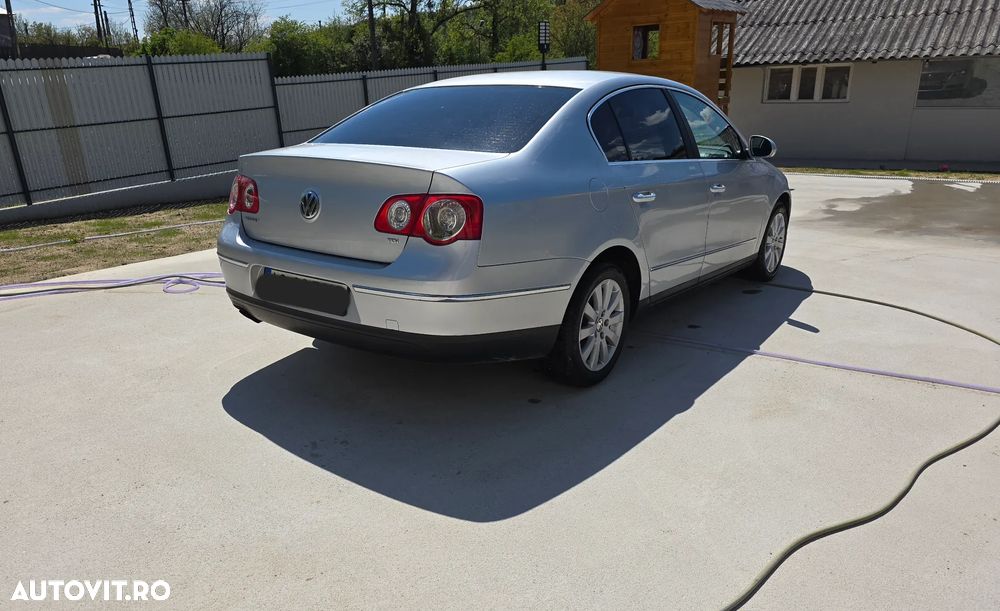 Volkswagen Passat - 6
