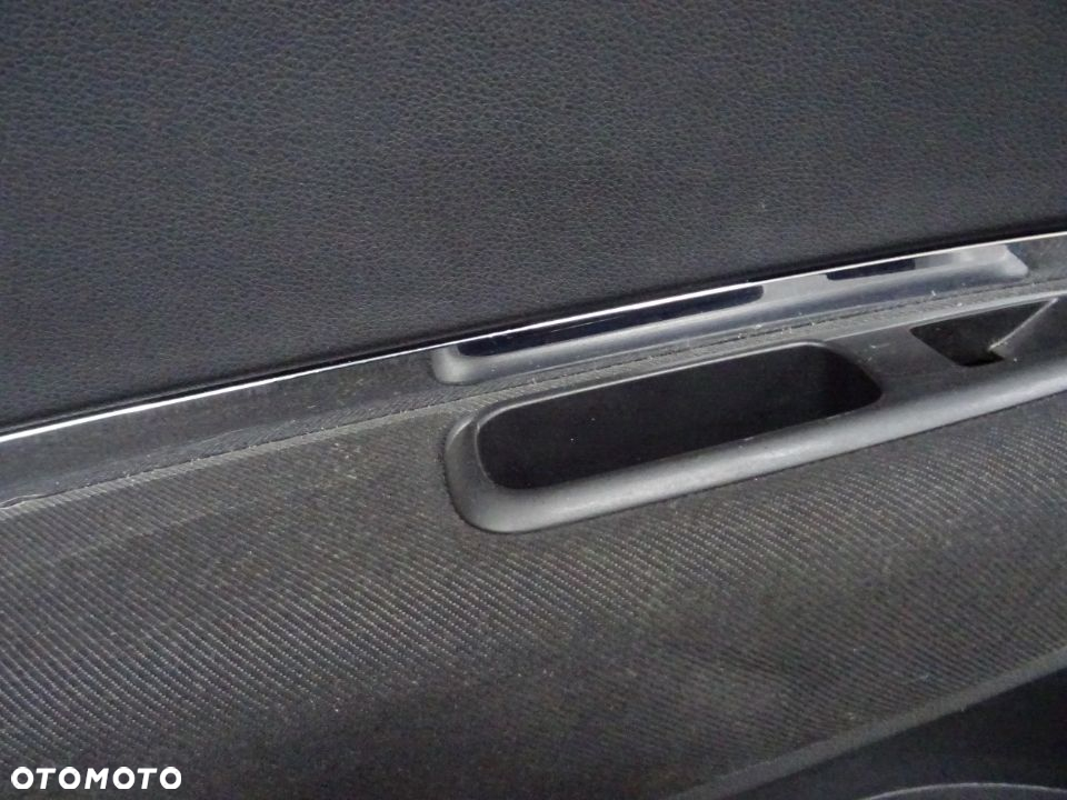BOCZEK BOCZKI DRZWI DRZWI TYŁ PEUGEOT 5008 03-05 NR205 - 4