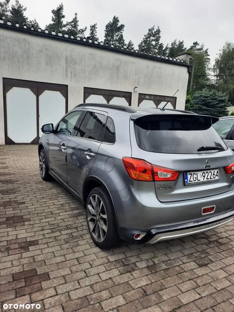 Mitsubishi ASX - 10