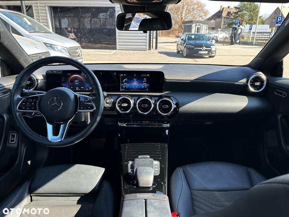 Mercedes-Benz CLA - 8