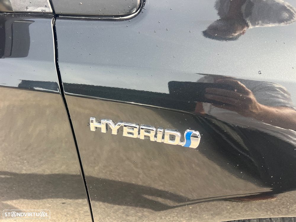 Toyota Auris Touring Sports 1.8 HSD Sport+Skyview +Navi - 30