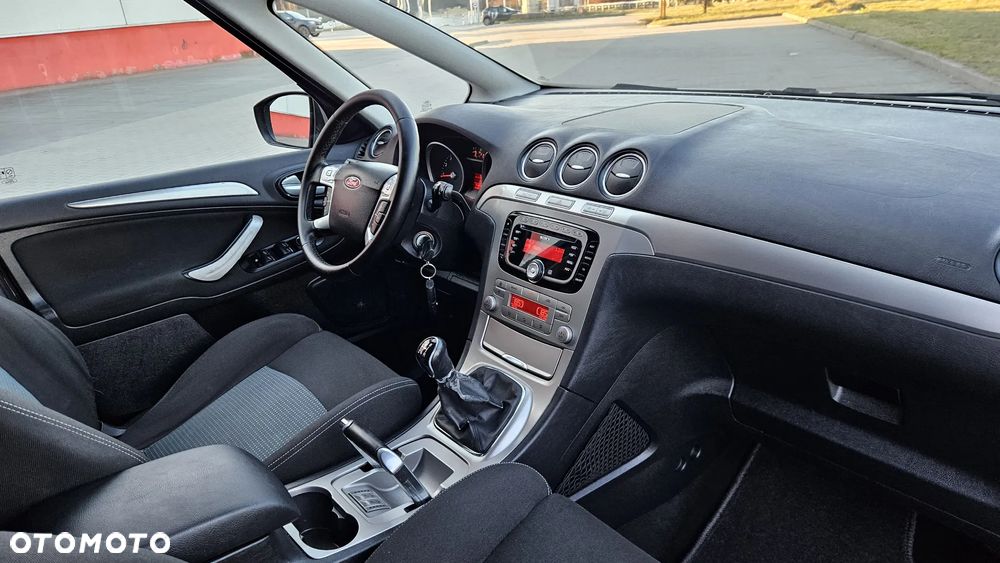 Ford S-Max 2.0 Viva Titanium - 39