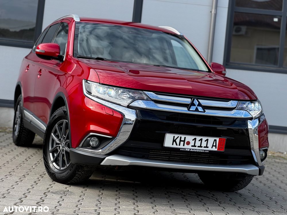 Mitsubishi Outlander 2.2 DI-D 4WD Automatik Edition+ - 1