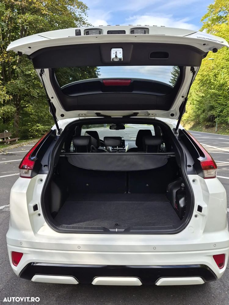 Mitsubishi Eclipse-Cross - 15