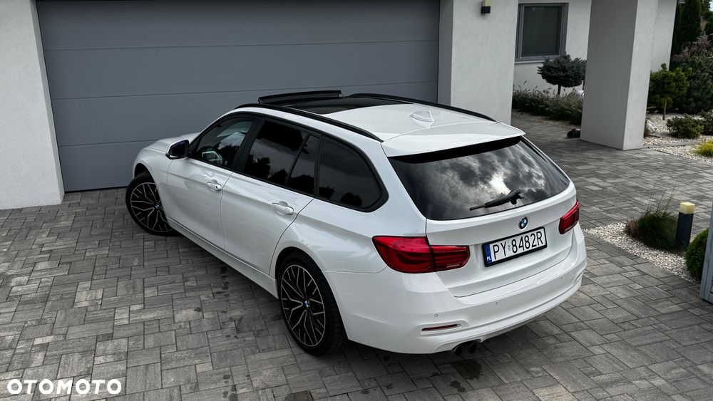 BMW Seria 3 330i xDrive Sport Line Shadow - 2