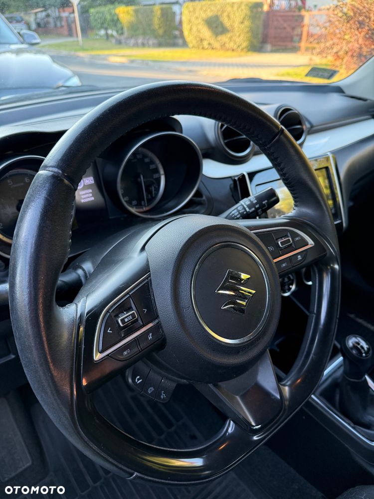 Suzuki Swift - 11