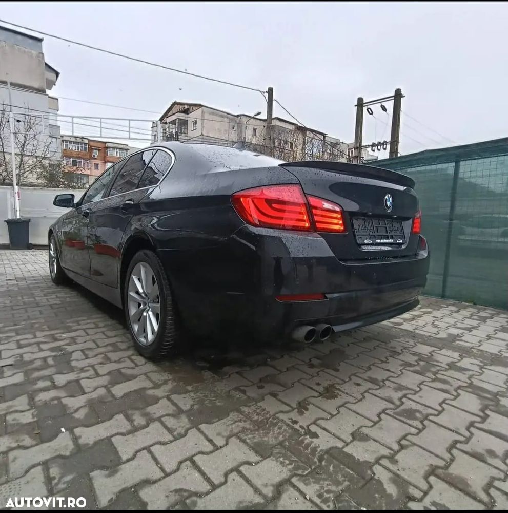 BMW Seria 5 520d Aut. - 4