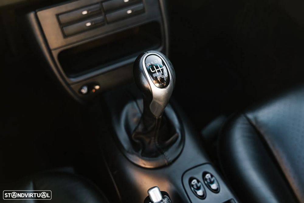 Porsche 911 (996) Turbo - 34