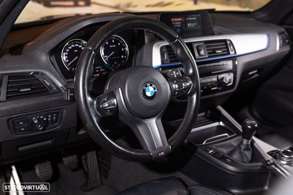 BMW 116 d Pack M - 10