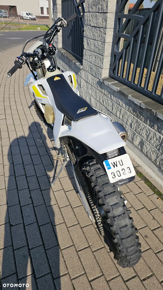 Husqvarna FE - 10