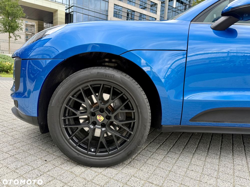 Porsche Macan Standard - 2
