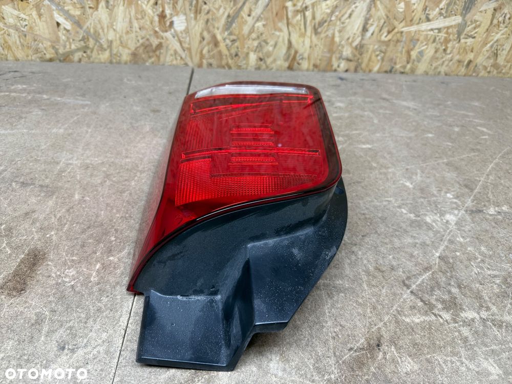 LAMPA TYŁ PRAWA VOLKSWAGEN MULTIVAN T6.1 7LA945096L - 5
