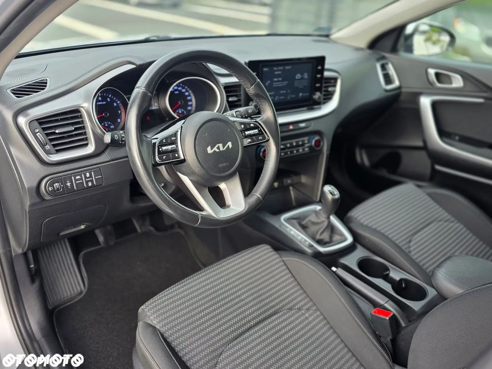 Kia Ceed 1.5 T-GDI L Business Line - 15