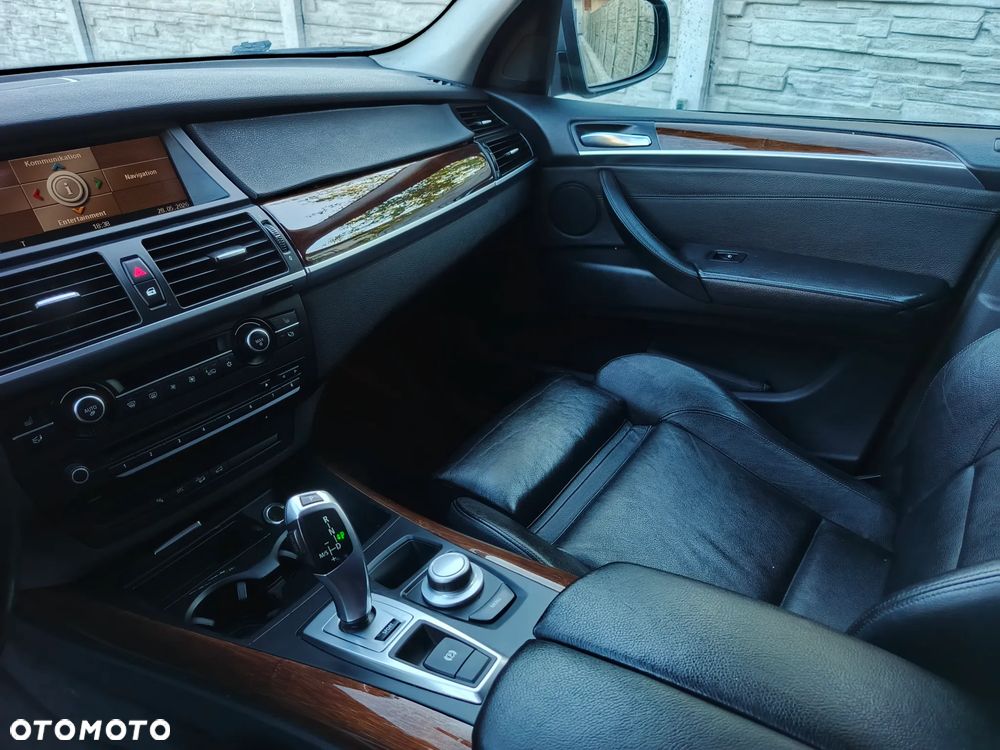 BMW X5 xDrive30d - 36