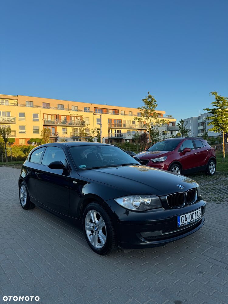 BMW Seria 1 120d - 1