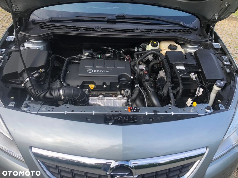 Opel Astra 1.4 Turbo - 22