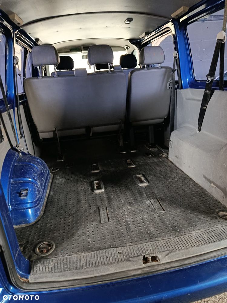 Volkswagen Transporter - 6