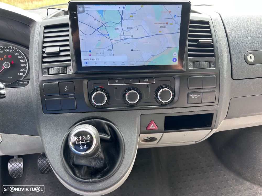 VW Transporter 2.0 TDi - 7