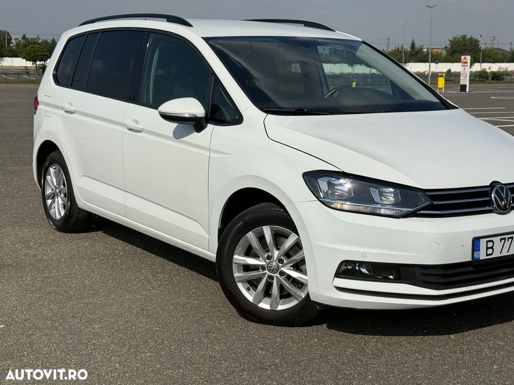 Volkswagen Touran ver-1-6-tdi-scr-bluemotion-technology-dsg-comfortline - 3