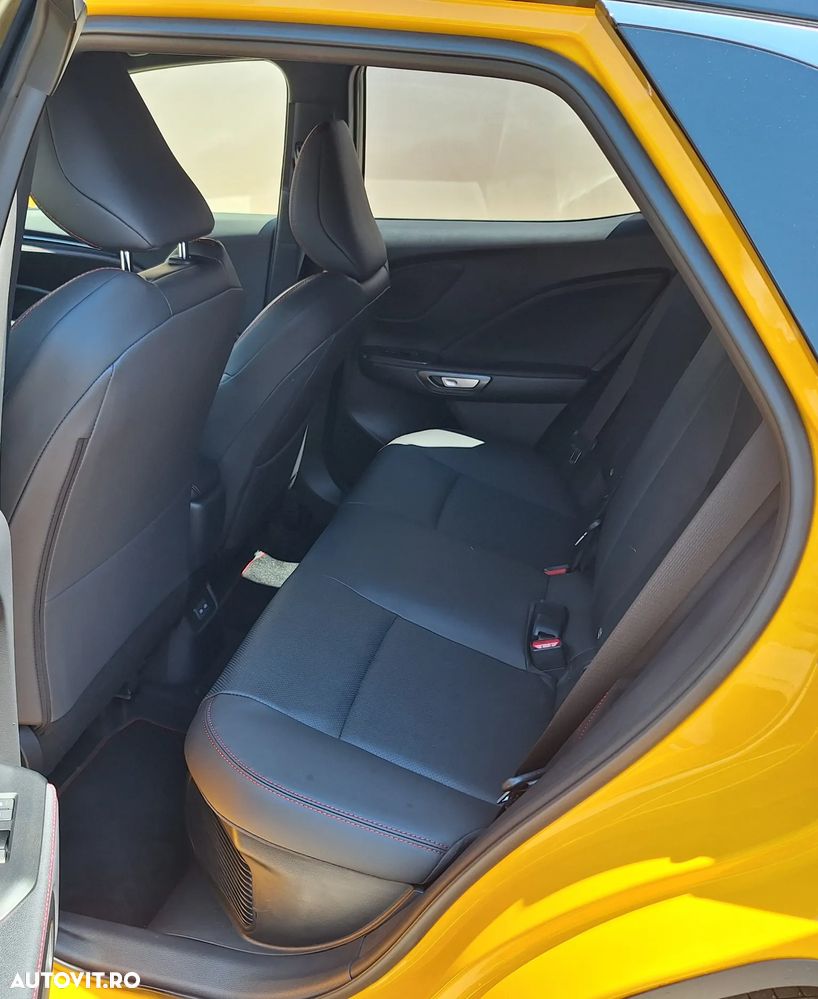 Lexus LBX 1.5 HEV 4x2 CVT Emotion - 8