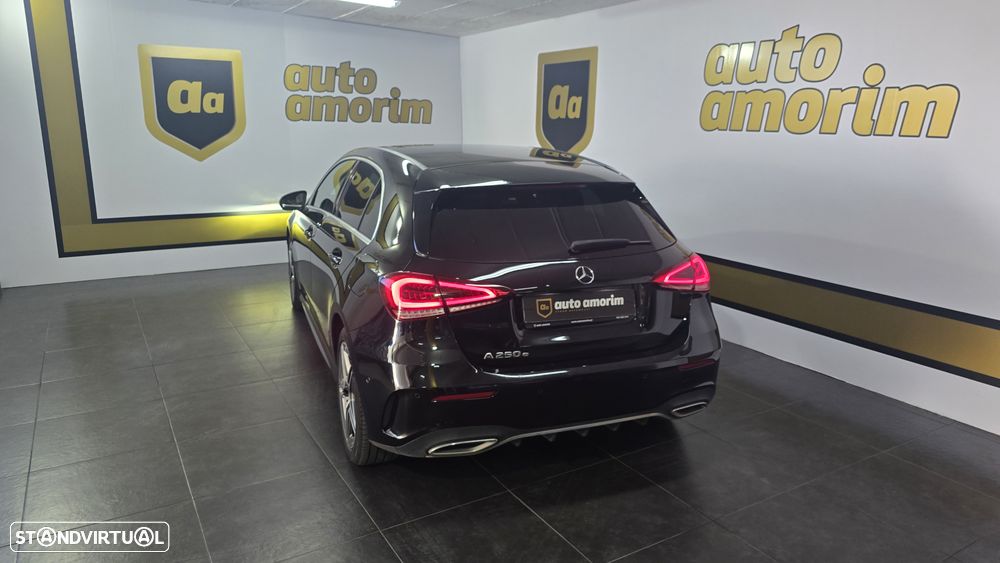 Mercedes-Benz A 250 e AMG Line - 16