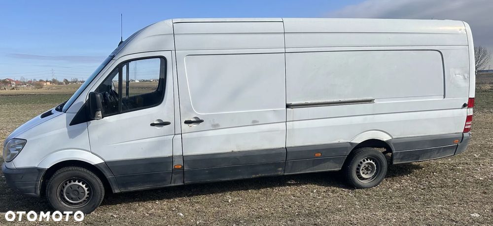 Mercedes-Benz Sprinter - 5