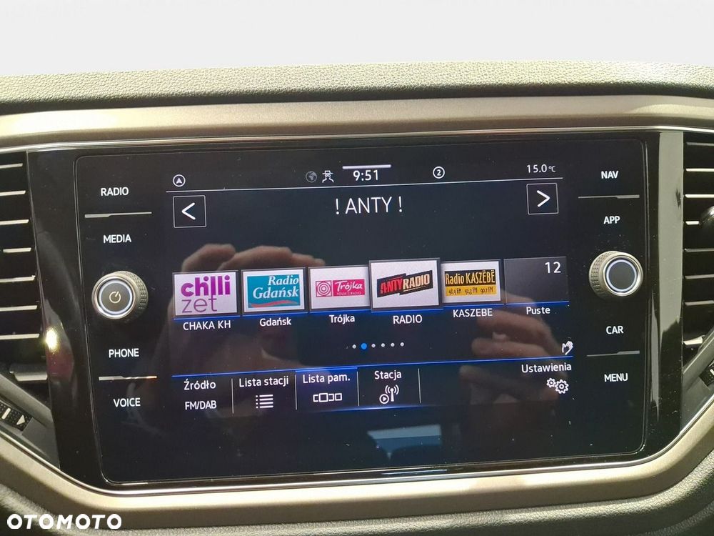 Volkswagen T-Roc - 31