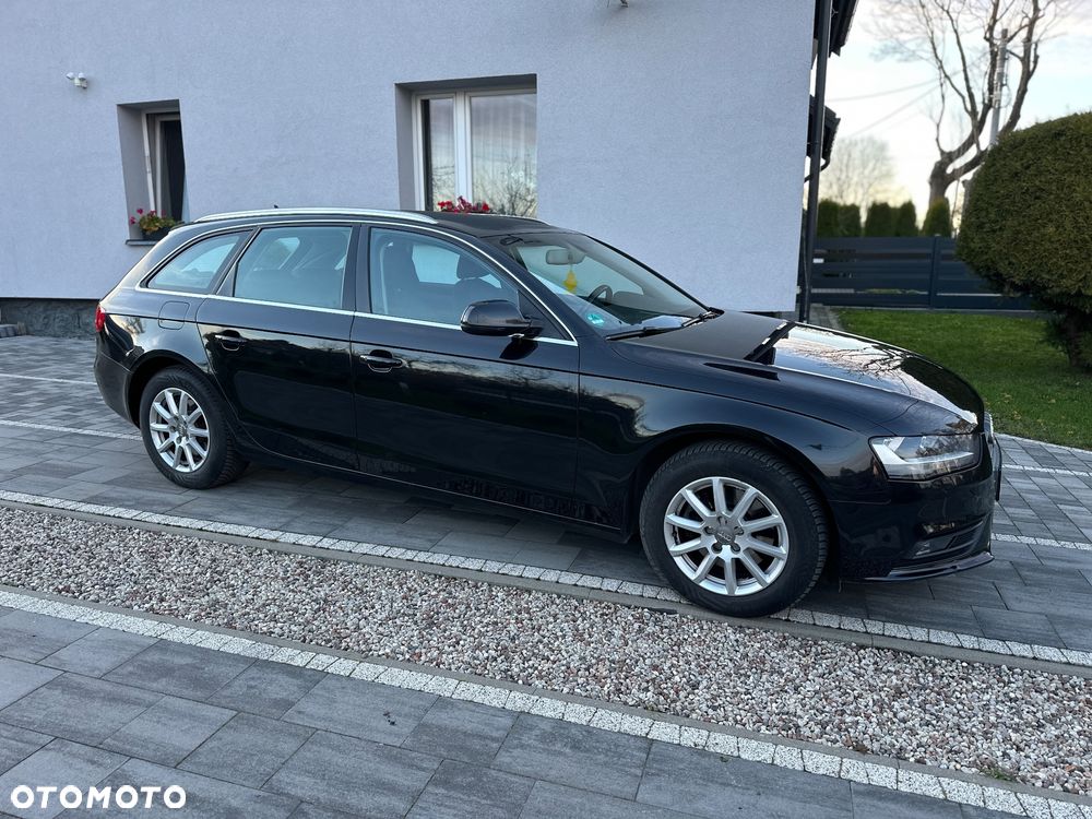 Audi A4 Avant 2.0 TDI DPF Ambiente - 5