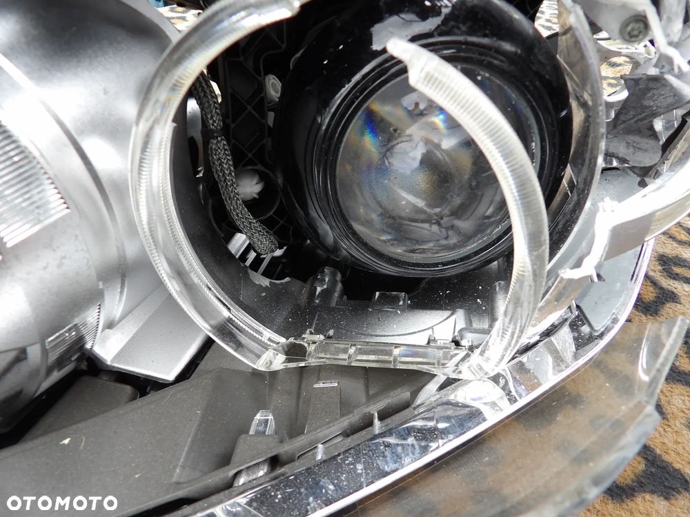 BMW - F10 - XENON - LIFT - SKRĘTNA - PRAWA LAMPA PRZEDNIA - ROZBITE SZKŁO - EUROPA - 7378518 - 4