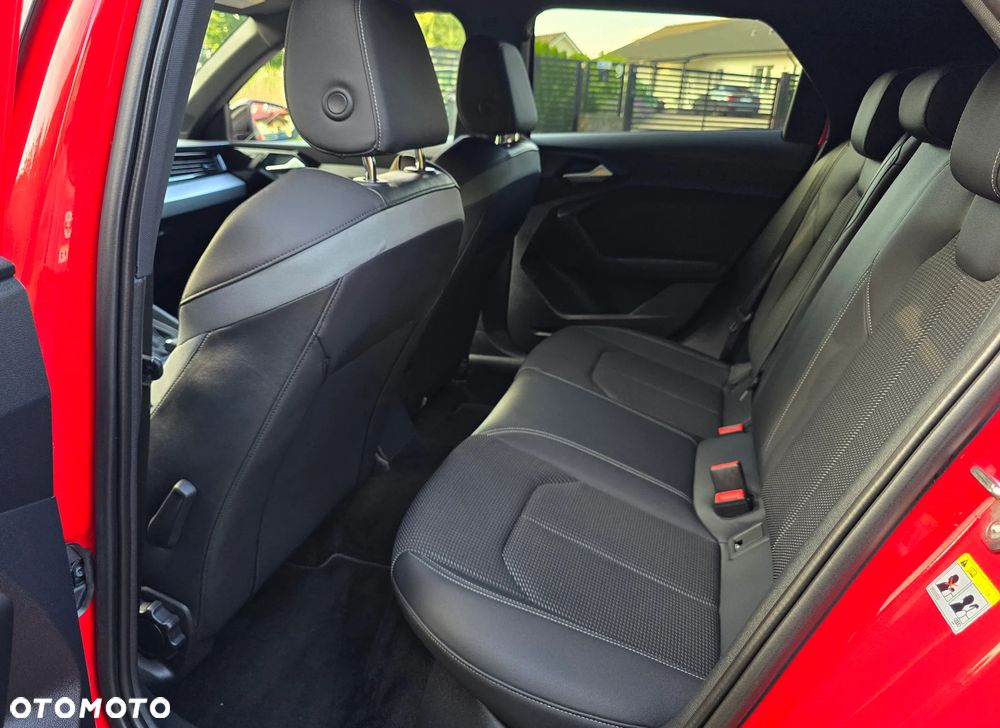 Audi A1 Sportback 30 TFSI S-Line S-tronic - 10