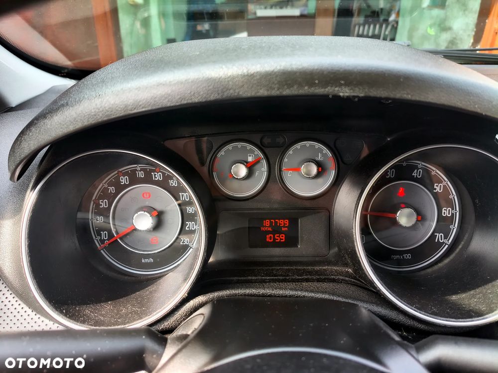 Fiat Punto Evo 1.4 8V Active - 14