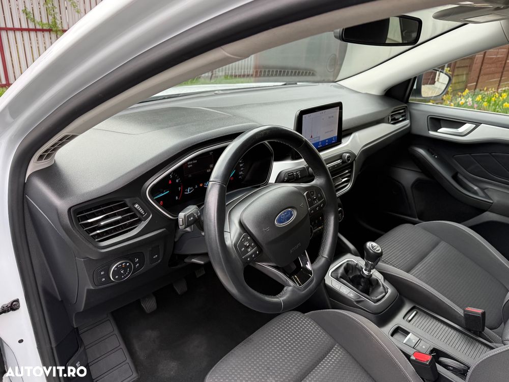 Ford Focus 1.0 EcoBoost Connected - 18