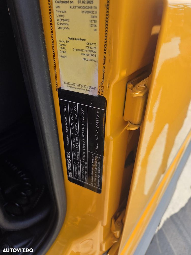 DAF XF 530 6x4, 2021, 370.795km, FULL OPTION, cutie AUTOMATA+RETARDER, Aer cond STATIONARE, FRIGIDER, proiectoare, girofar, kit basculare, 2 x 600l, Masa totala 78t, rulat doar in GERMANIA, STARE FOARTE BUNA, posibil leasing 4 ani-PROMOTIE 52.900 EUR+Tva - 23