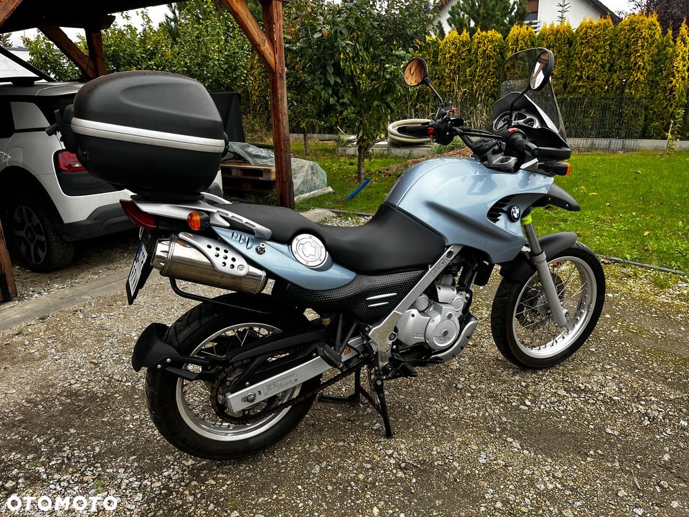 BMW F