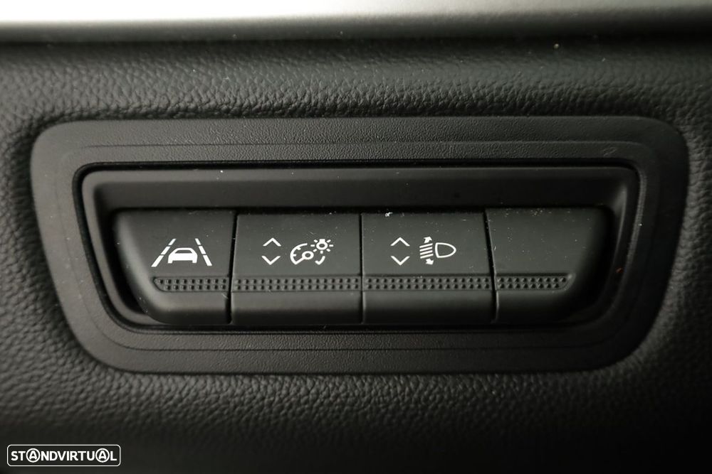 Renault Captur 1.0 TCe Techno Bi-Fuel - 19