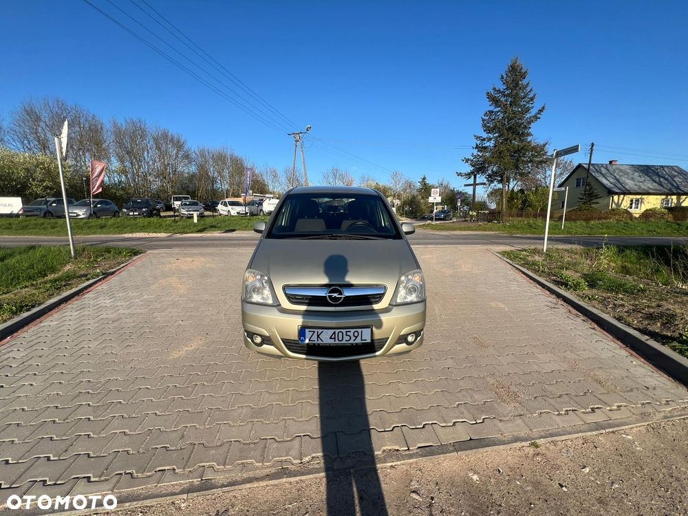Opel Meriva 1.8 16V Cosmo Easytronic - 3