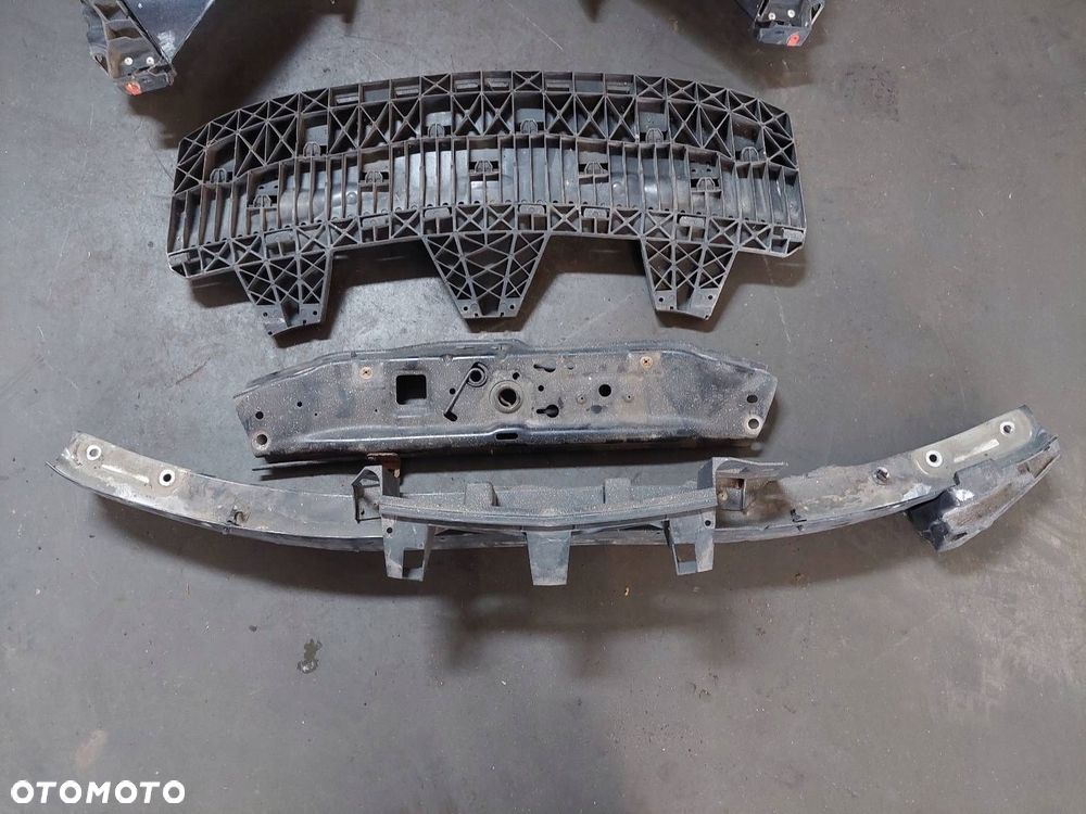 KOMPLETNY PRZÓD MASKA ZDERZAK LAMPA BŁOTNIK OPEL ZAFIRA B Z20R - 2