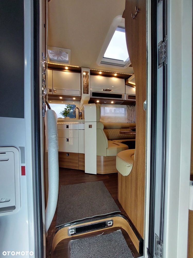 Carthago E-Line I 64 XL QB - 11