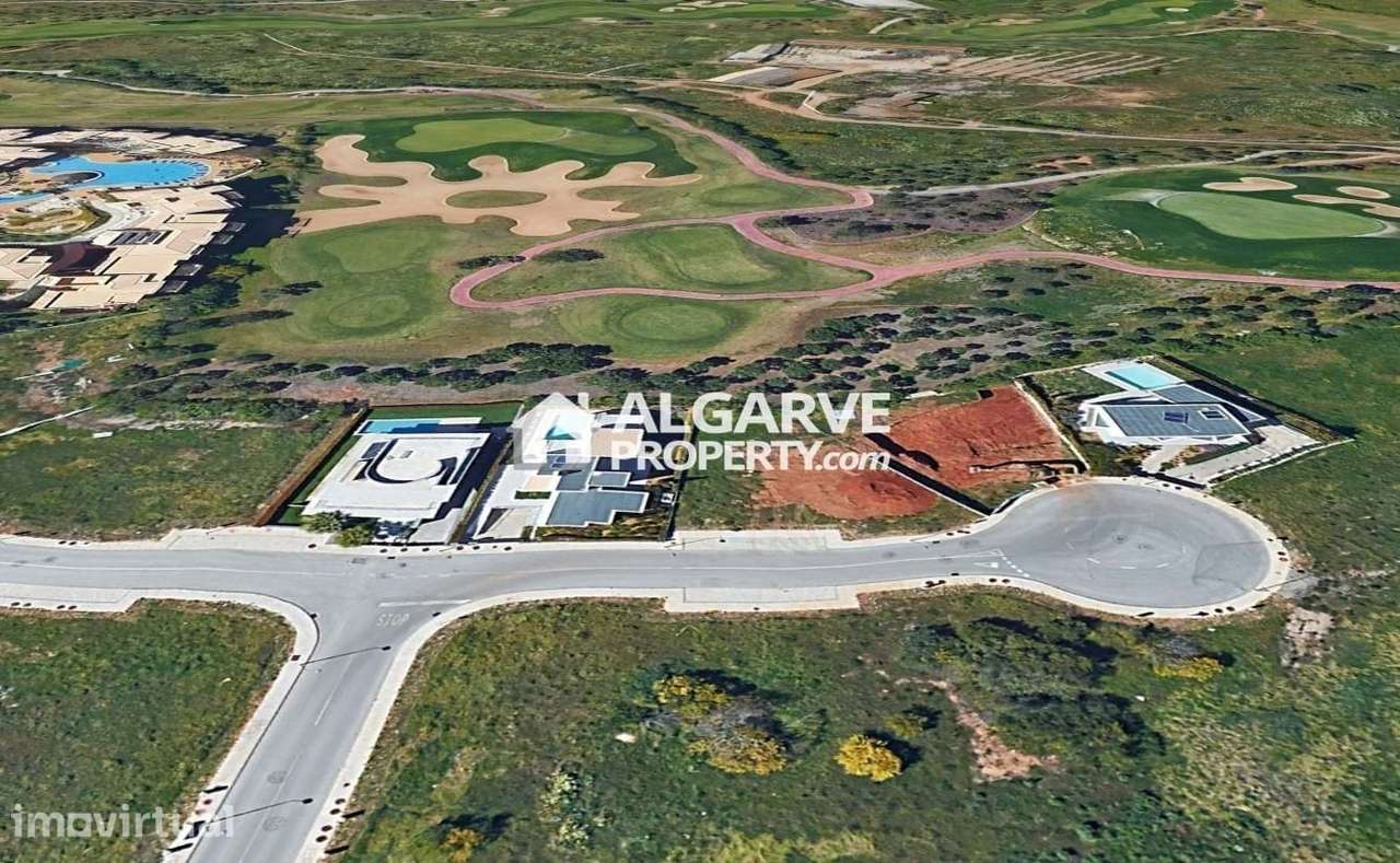 Lote de terreno junto ao Campo de Golfe do Victoria em Vilamoura, Alga - Grande imagem: 3/9