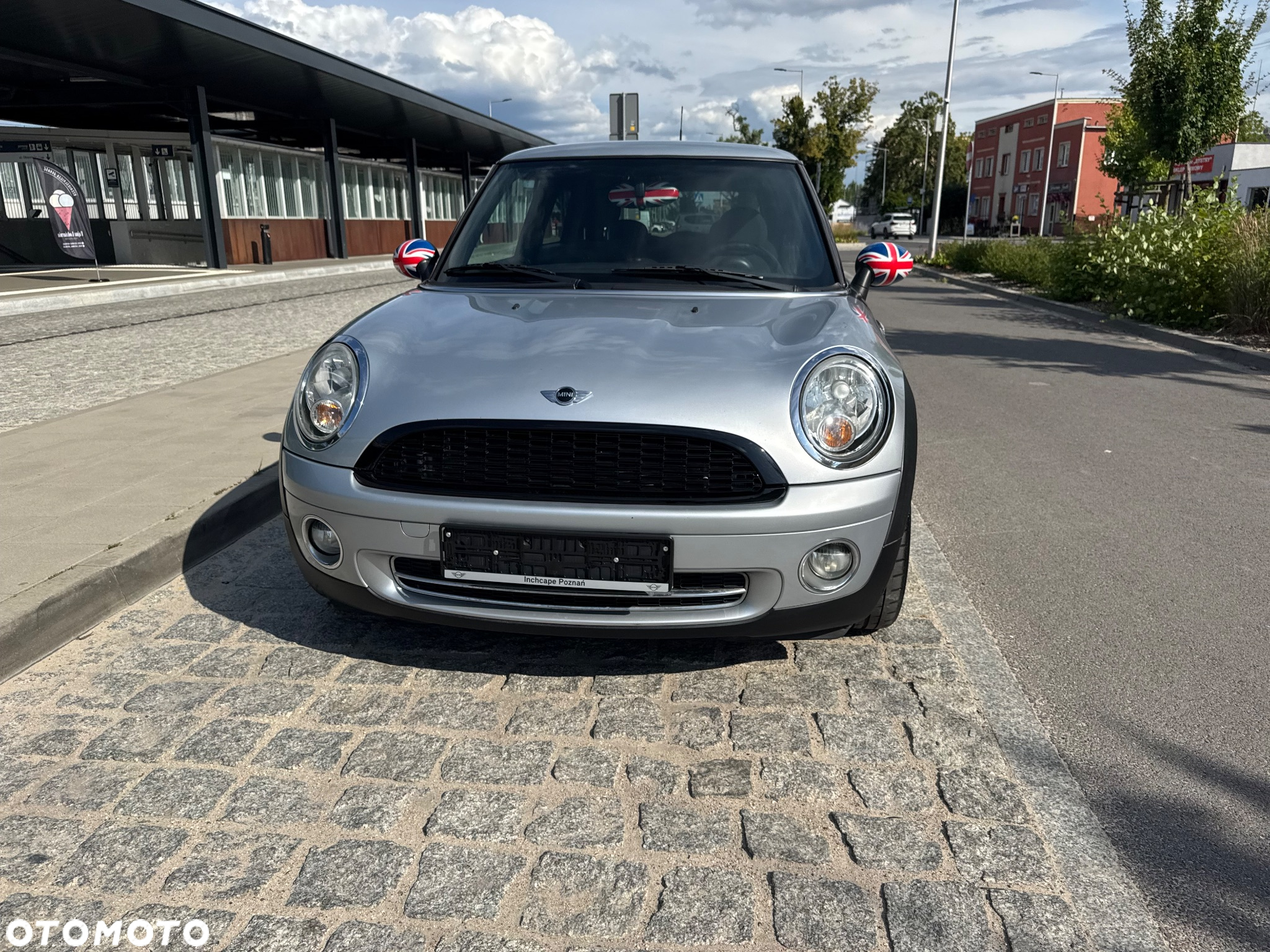 MINI ONE Standard - 14