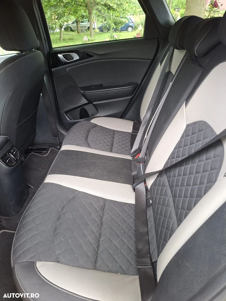 KIA Ceed 2021 — imagine 13