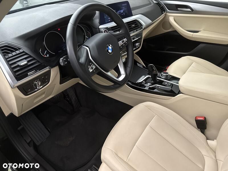 BMW X4 xDrive20i GPF sport - 10