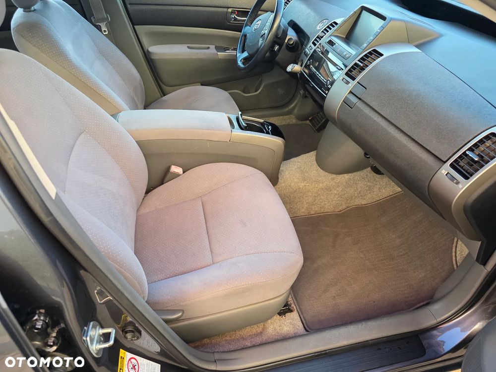 Toyota Prius 1.5 VVT-i Prestige - 25