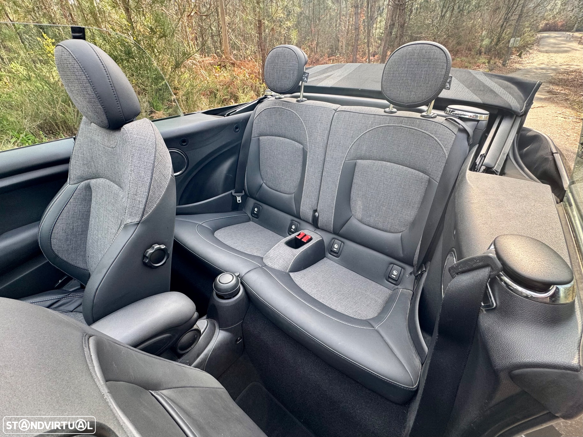 MINI Cabrio Cooper Aut. JCW - 7