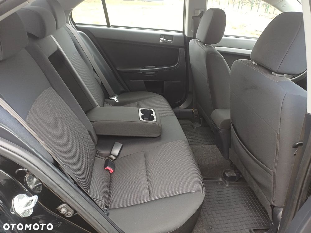 Mitsubishi Lancer 1.6 ClearTec XTRA - 12