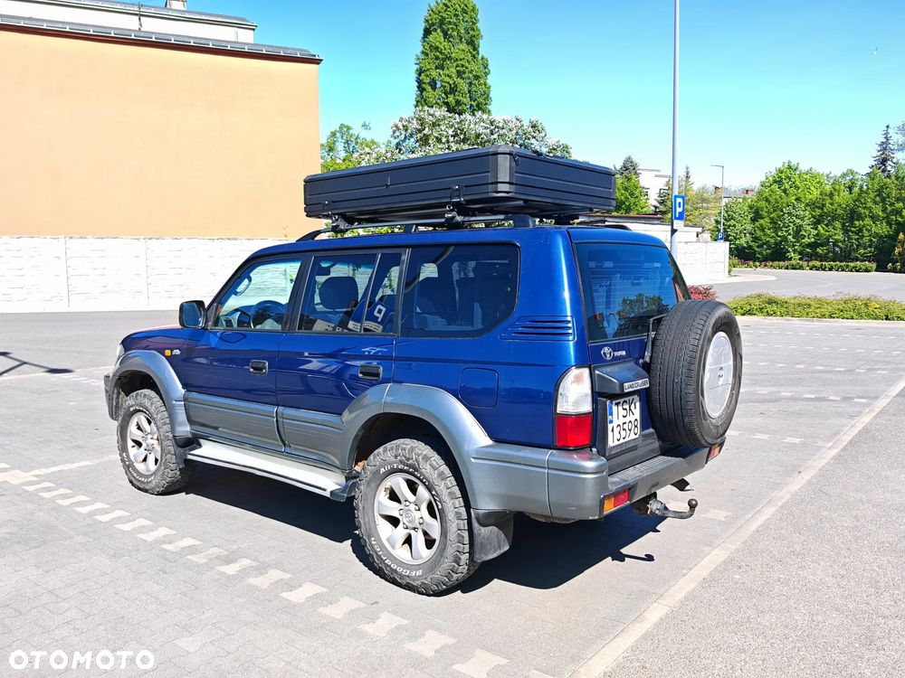 Toyota Land Cruiser - 5