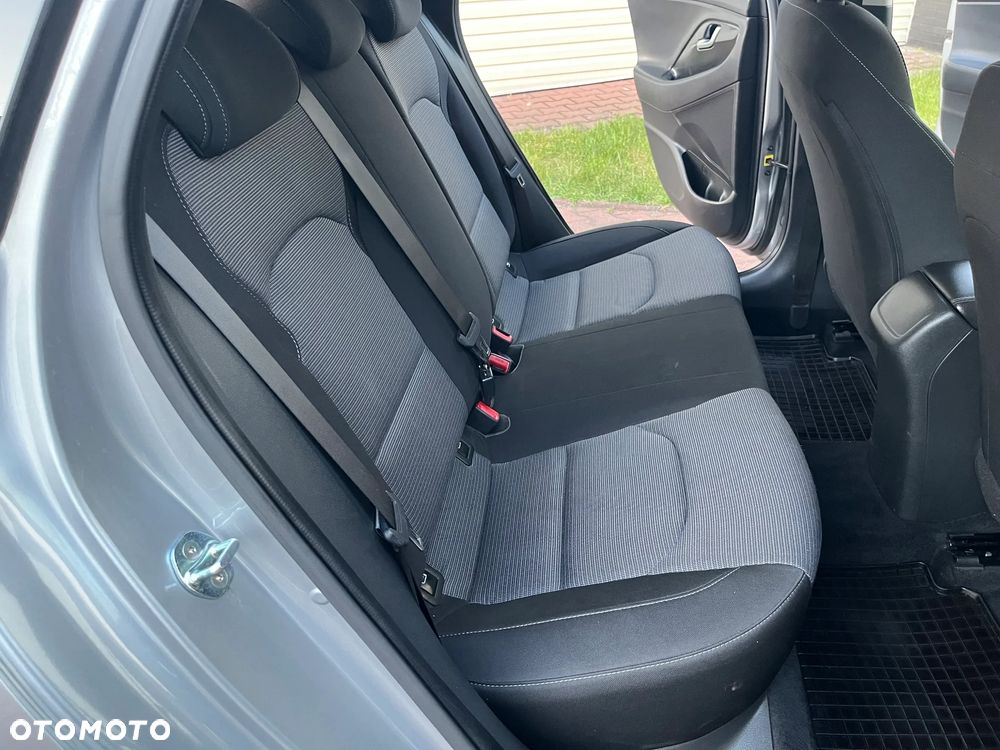 Hyundai i30 1.0 T-GDI Modern - 21