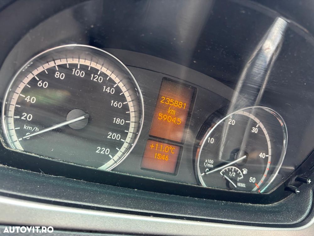 Mercedes-Benz Viano 2.2 CDI DPF extralang 4Matic Automatik Trend - 9