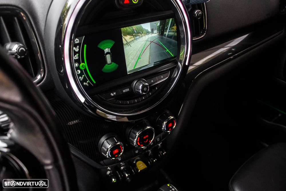 MINI Countryman Cooper SE ALL4 Auto - 24